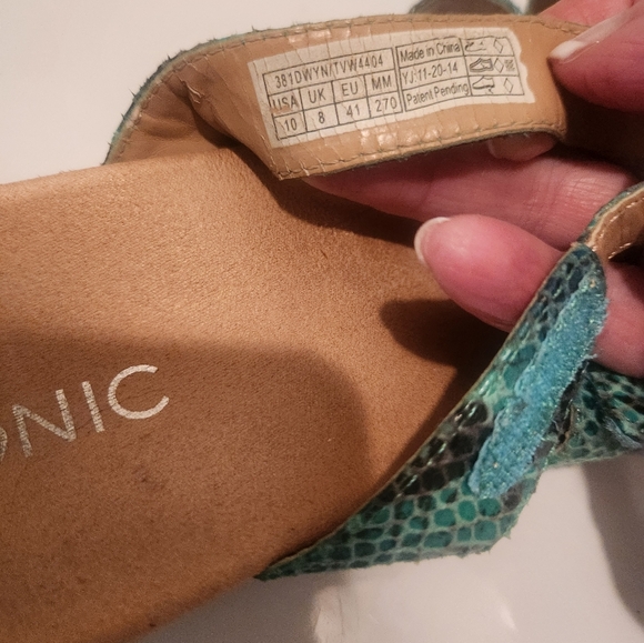 Vionic Comfort Wedge Sandal In Teal Snake Print - Picture 6 of 6
